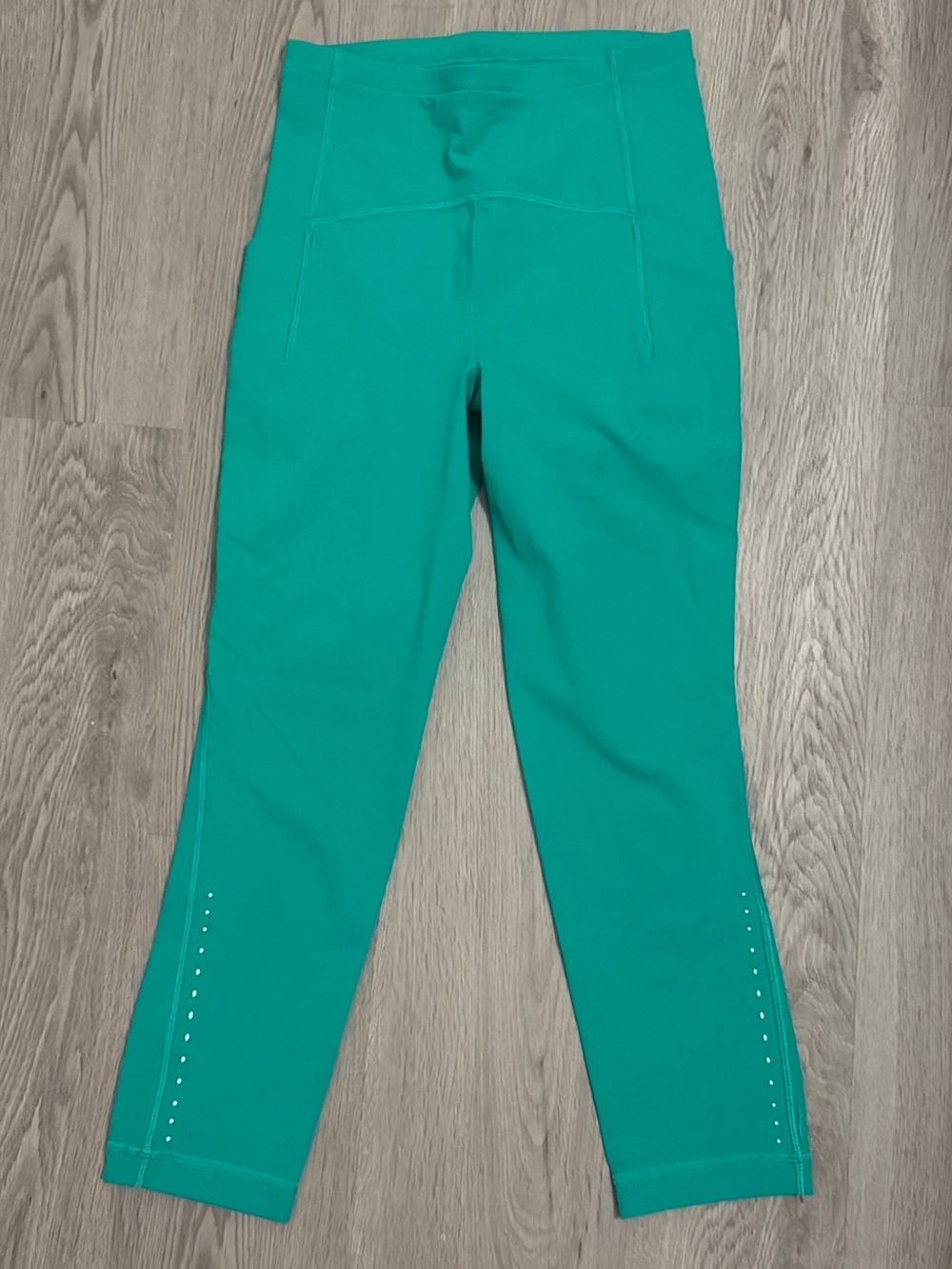 Lululemon Fast and Free High Rise Crop Leggings Kelly Green Size 2